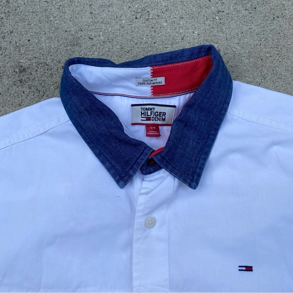 Retro Tommy Hilfiger Short Sleeve Button Down - Picture 2 of 4